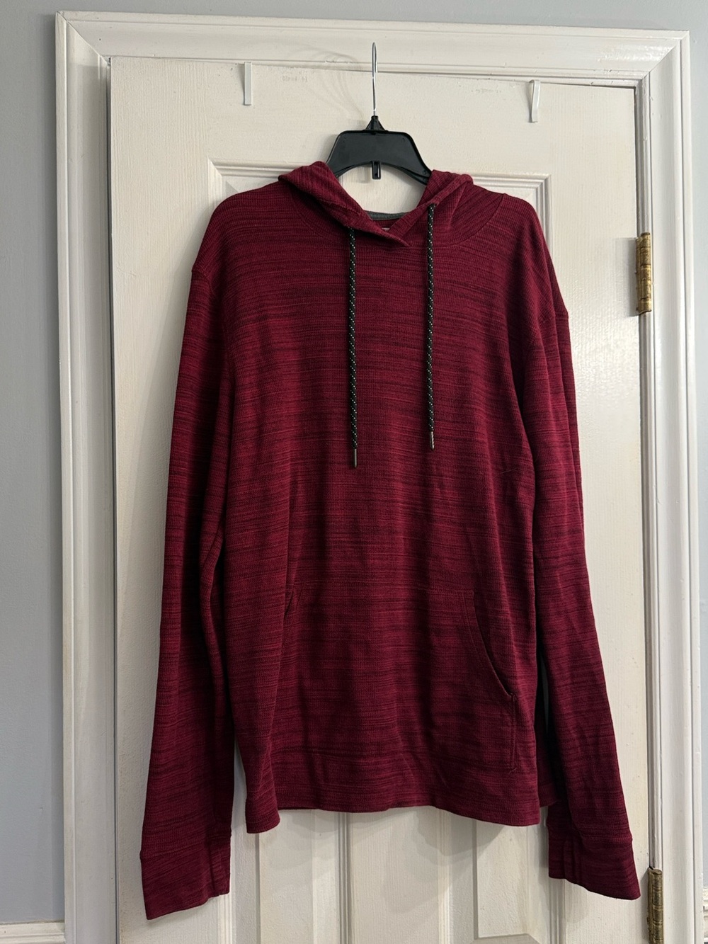 urban pipeline Men's Maroon Hooded Long-Sleeve Pullover size M